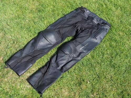 Lederen Motorbroek Revit Gear (doorwaai + regenvoering), Motoren, Kleding | Motorkleding, Broek | leer, Heren, Tweedehands, Ophalen of Verzenden