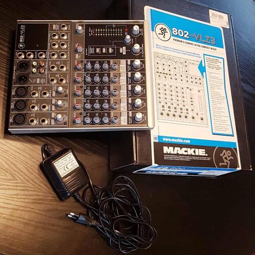 Console de mixage ultra compacte 8 canaux Mackie 802-VLZ3, Musique & Instruments, Tables de mixage, Utilisé, 5 à 10 canaux, Entrée micro