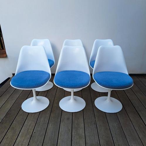 6 chaises tulipes Eero Saarinen pour Knoll International, Maison & Meubles, Chaises, Utilisé, Bleu, Enlèvement ou Envoi