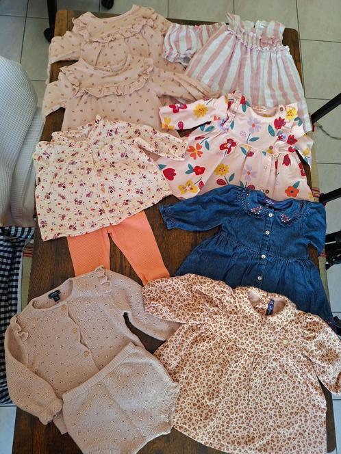 Vêtements bébé 9 mois (71 cm) - Robes et ensemble lot, Enfants & Bébés, Vêtements de bébé | Packs de vêtements pour bébés, Utilisé