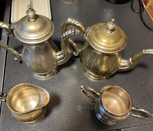 Verzilverde set suikerpot, melkkan, 2x koffiepot goede staat, Antiek en Kunst, Antiek | Zilver en Goud, Ophalen of Verzenden