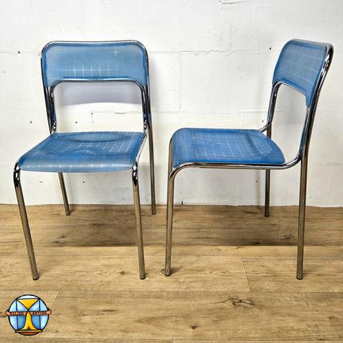 Retro Cortina Chair Sintesi (paars) buizenframe / plastic, Tuin en Terras, Tuinstoelen, Zo goed als nieuw, Plastic, Stapelbaar