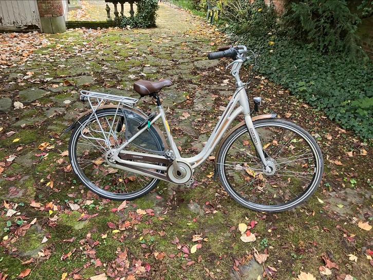 Mooie damesfiets, Fietsen en Brommers, Fietsen | Dames | Damesfietsen, Zo goed als nieuw, Ophalen