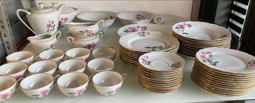 67 delig porseleinen eetservice, Antiek en Kunst, Antiek | Servies compleet, Ophalen