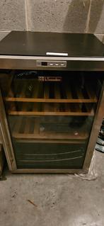 Frigo à vin, Comme neuf, Enlèvement, Métal, 15 à 25 bouteilles