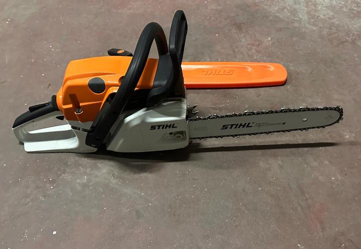 Stihl Ms 241 c Kettingzaag, Als nieuw !, Doe-het-zelf en Bouw, Gereedschap | Zaagmachines, Zo goed als nieuw, Kettingzaag, Ophalen of Verzenden