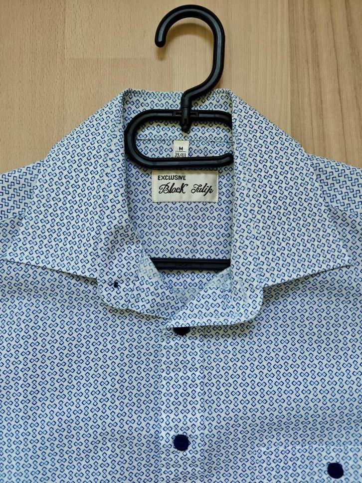 Chemises tulipes noires 6 pièces M 39/40, Vêtements | Hommes, Chemises, Neuf, Tour de cou 39/40 (M), Autres couleurs, Enlèvement