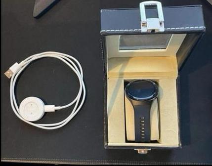 HUAWEI Watch Gt 2e+ Watch Box- Great Conditions-, Handtassen en Accessoires, Smartwatches, Zo goed als nieuw, Ophalen