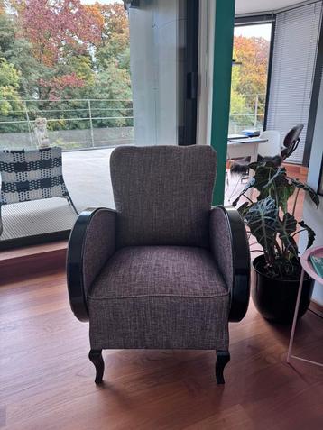 Stijlvol vintage zeteltje. beschikbaar voor biedingen