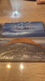 Love is in the air, CD & DVD, CD | Instrumental, Enlèvement, Comme neuf