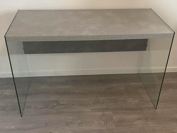 Modern minimalistisch bureau betonlook-glas, Huis en Inrichting, Bureaus, Zo goed als nieuw, Bureau, Ophalen