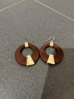 Nieuwe bruine oorbellen met goud, Handtassen en Accessoires, Oorbellen, Ophalen of Verzenden, Nieuw, Bruin, Hangers