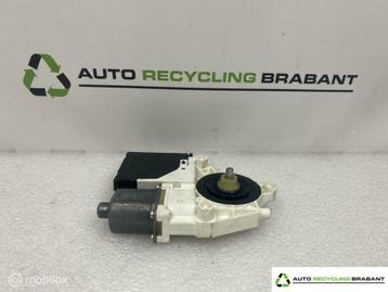 Raammotor Links Voor Volkswagen Tiguan 5N0959701D beschikbaar voor biedingen