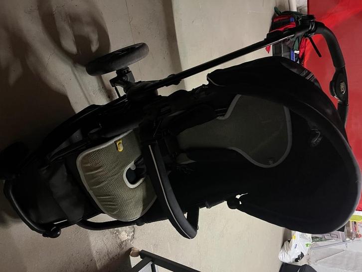 Kinderwagen merk maxi cosi, Kinderen en Baby's, Kinderwagens en Combinaties, Gebruikt, Kinderwagen, Maxi-Cosi, Met reiswieg, Verstelbare duwstang