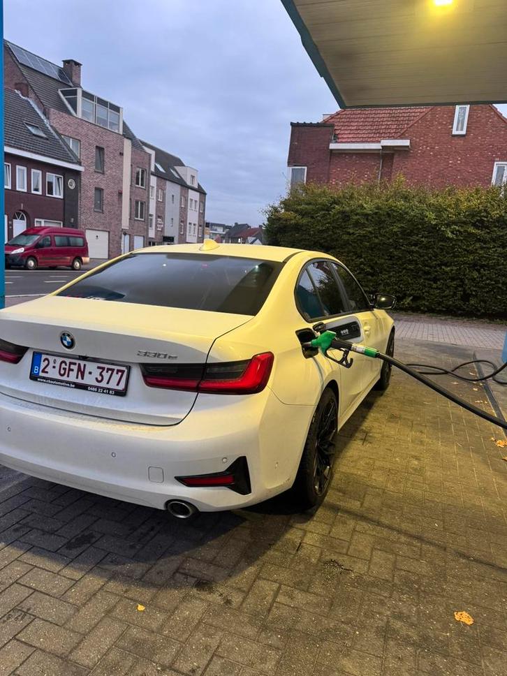 🚘 BMW 330e Plug-in Hybrid | 2019 | 130.000 km | Automaat, Auto's, BMW, Particulier, 3 Reeks, ABS, Achteruitrijcamera, Adaptive Cruise Control