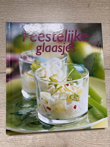 Kookboek feestelijk glaasjes  beschikbaar voor biedingen