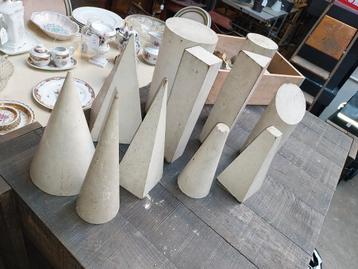 didactisch materiaal: geometrische vormen beschikbaar voor biedingen