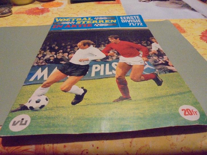 Voetbal sterren in aktie Eerste Divisie 71/72 (compleet), Verzamelen, Foto's en Prenten, Gebruikt, Prent, Overige onderwerpen