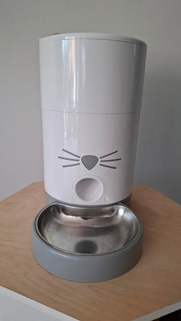 Automatische voerbak kat (Catit Pixie) beschikbaar voor biedingen