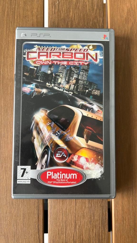 Playstation - PSP game Need For Speed Carbon, Games en Spelcomputers, Games | Sony PlayStation Portable, Zo goed als nieuw, Racen en Vliegen