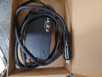 Lacros 12V batterijlader beschikbaar voor biedingen