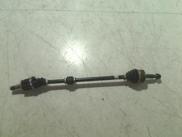 AANDRIJFAS RECHTS VOOR Toyota Yaris IV (P21 / PA1 / PH1) beschikbaar voor biedingen