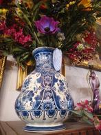 Vase Delf avec les fleurs artificielles vendu sans criquet, Antiquités & Art, Enlèvement