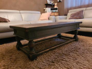 Massief cottage salontafel  beschikbaar voor biedingen