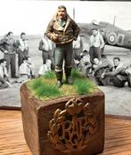 RAF 1/35 PILOOT +FOTO+SIDE CAP BADGE, Verzamelen, Ophalen of Verzenden