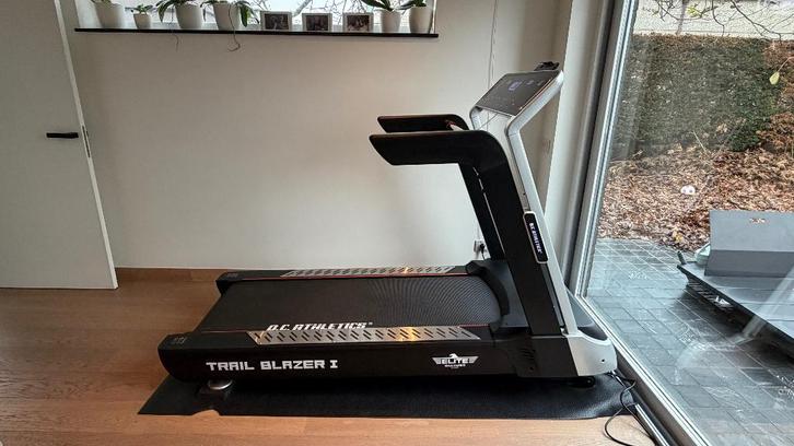 Loopband DC. Atlethics Trailblazer, Sports & Fitness, Appareils de fitness, Comme neuf, Tapis roulant, Enlèvement