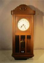 Mooi Antieke Houten Wandklok met slinger - 80x34x17, Ophalen of Verzenden