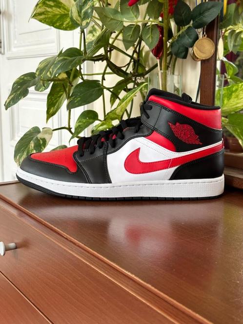 Jordan - Air Jordan 1 Mid - 50,5, Kleding | Heren, Schoenen, Nieuw, Sneakers, Zwart, Ophalen of Verzenden