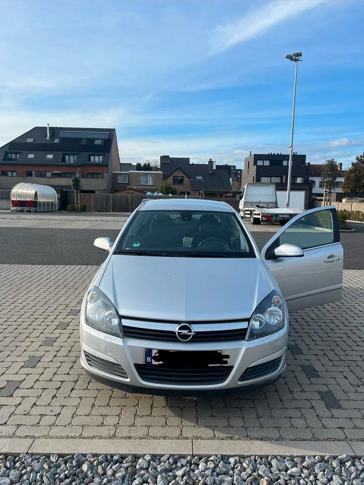 Opel Astra, Autos, Opel, Particulier, Astra, Essence, Euro 4, 4 portes, Boîte manuelle, Argent ou Gris, Enlèvement
