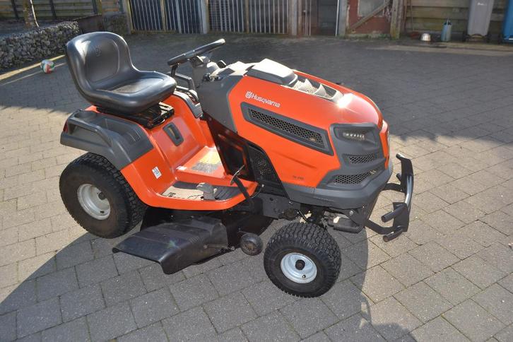 Husqvarna TS 342 Zijlosser / Mulcher, Jardin & Terrasse, Tondeuses autoportées, Comme neuf, 90 à 120 cm, Démarrage électrique