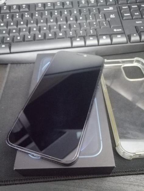 Iphone 12 pro 256GB ZGAN & 100% batterij, Telecommunicatie, Mobiele telefoons | Hoesjes en Screenprotectors | Apple iPhone, Zo goed als nieuw