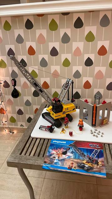 Grue de démolition playmobile  disponible aux enchères