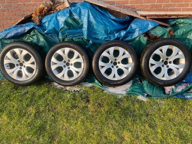 Citroën/Peugeot 17 inch lichtmetalen wintervelgen (4 stuks), Autos : Pièces & Accessoires, Pneus & Jantes, Pneu(s), Pneus hiver