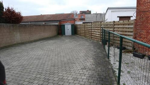 Buitenstaanplaats te koop in Wichelen, Immo, Garages & Places de parking