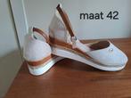 Sandalen maat 42 past voor maat 41, Kleding | Dames, Ophalen of Verzenden, Zo goed als nieuw