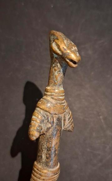 Figure bronze Afrique de l'ouest.