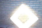 HOOGWAARDIGE VIERKANTE WAND OF PLAFONDLAMP 75CM X 75 CM, Huis en Inrichting, Lampen | Plafondlampen, Ophalen of Verzenden, Zo goed als nieuw