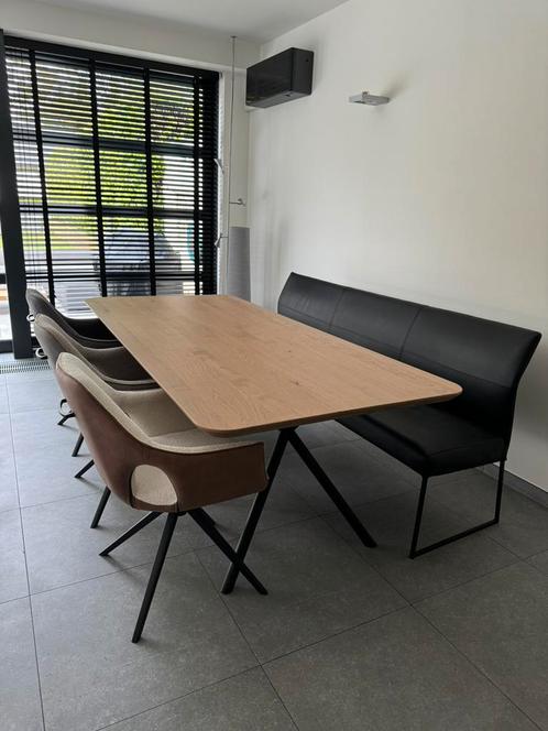 Mooie nieuwe eetkamer tafel, Huis en Inrichting, Tafels | Eettafels, Nieuw, Ophalen