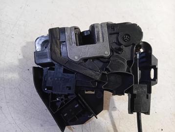 PORTIERVANGER CV ELEKTR. RECHTS ACHTER Megane IV (RFBB) beschikbaar voor biedingen