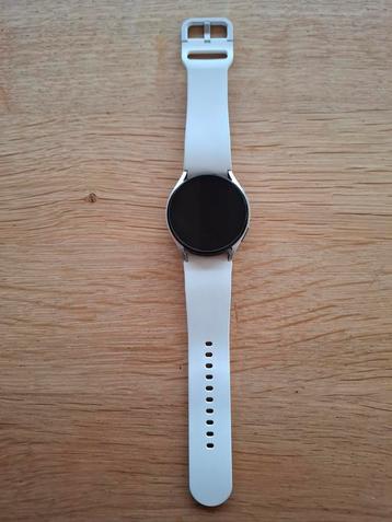 Samsung Watch 6 40mm beschikbaar voor biedingen