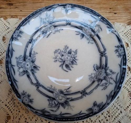 Antiek Frans lichtbeboterd bordje, Cérès, Sarreguemines, Antiek en Kunst, Antiek | Servies los, Ophalen of Verzenden