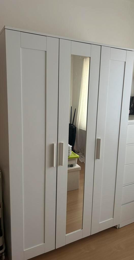 Kledingkast Ikea, Huis en Inrichting, Kasten | Kleerkasten, Gebruikt, 100 tot 150 cm, 100 tot 150 cm, 25 tot 50 cm, Met deur(en)