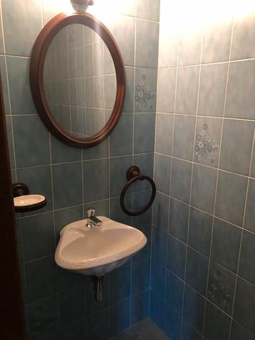 Toiletinrichting set beschikbaar voor biedingen