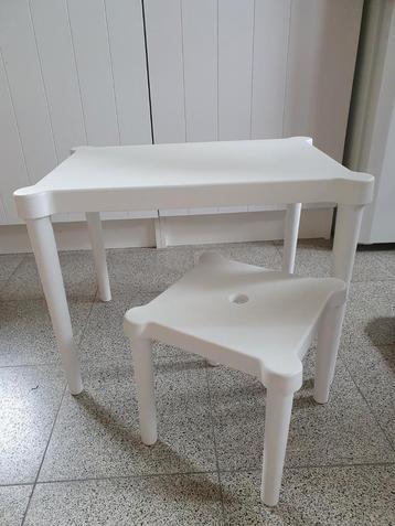 Ikea Utter kindertafel met kruk, Enlèvement, Utilisé