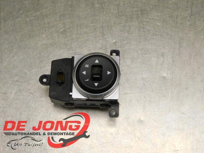 Commutateur rétroviseur d'un Hyundai I10, Autos : Pièces & Accessoires, Tableau de bord & Interrupteurs, Hyundai, Utilisé, 3 mois de garantie