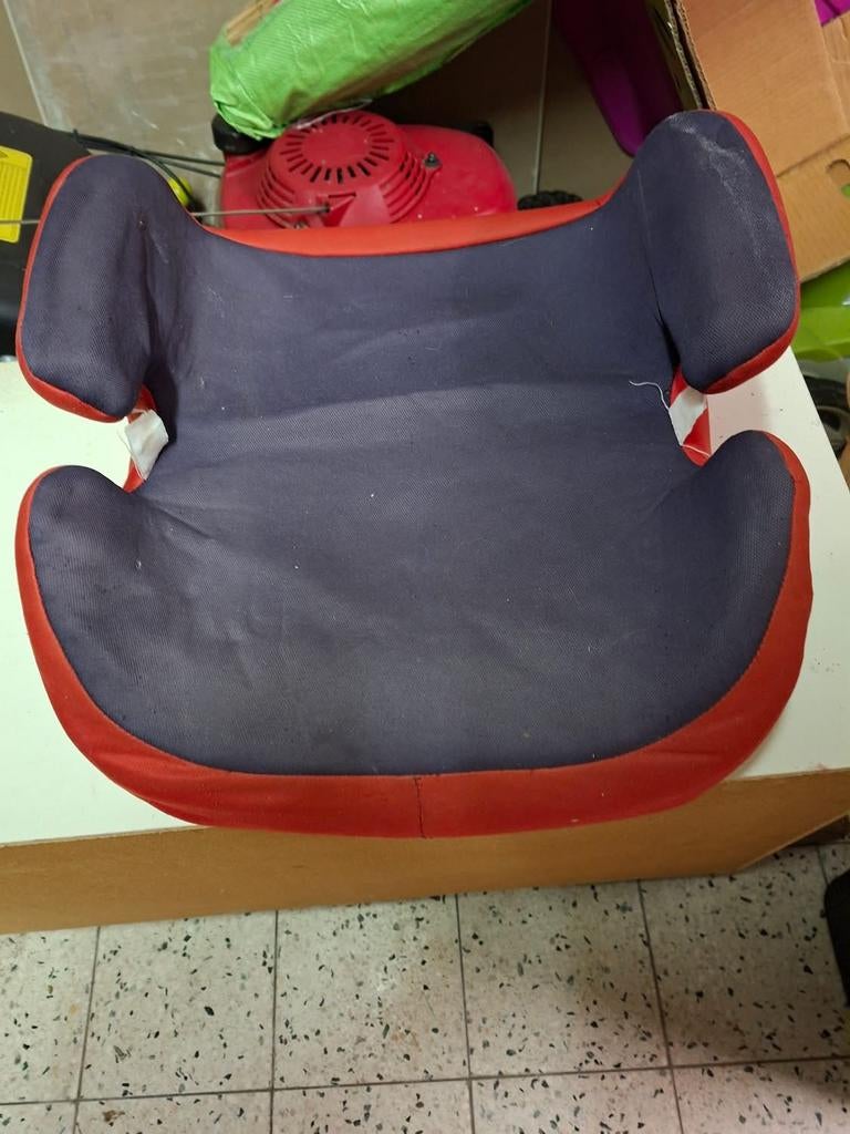 A donner réhausseur, Enlèvement, Comme neuf